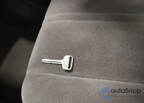 1999 Toyota Camry Le from USA, damaged, VIN 4T1BG22K1XU411632